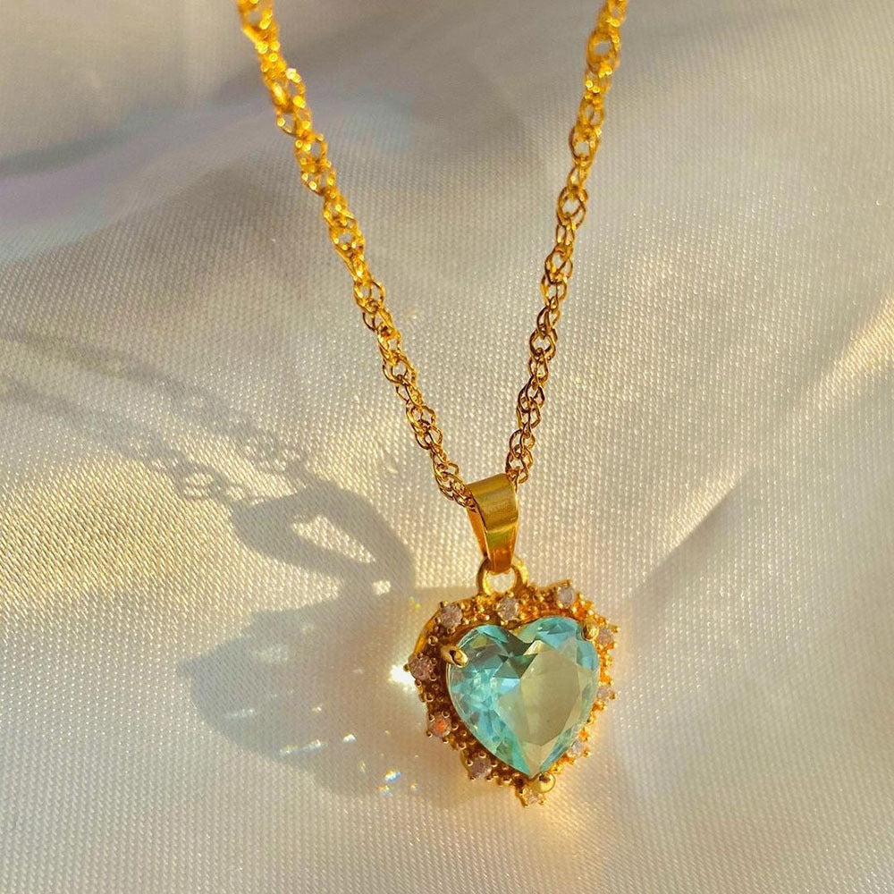 💖 Collar de Corazón con Rhinestones Multicolores | Cadena de Clavícula de Oro Personalizada | Joyería para Mujer | Regalo Perfecto de San Valentín 🌟